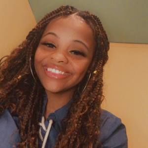 Meet your Posher, Jasmine